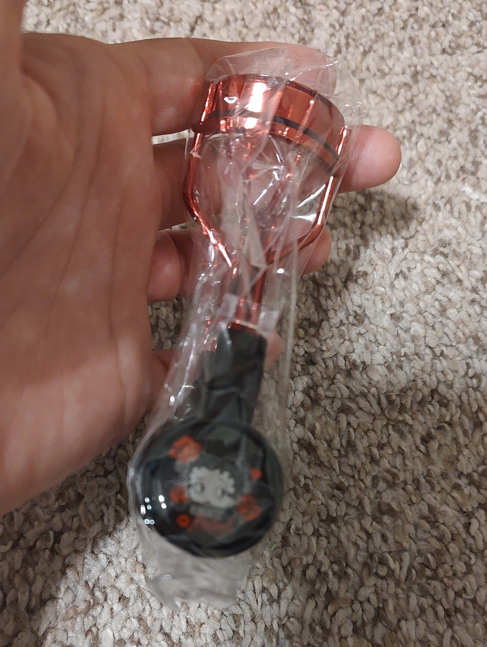 Betty Boop Metallic Red Eye Curler